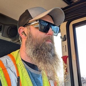 Meet your Posher, Jason